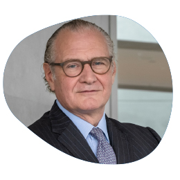 Stefan Oschmann, Chairman of the Executive Board and CEO (portrait)